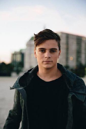 Martin Garrix tra live e dj set