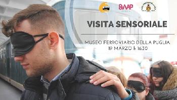 Visita sensoriale al buio