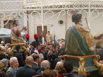 I santi in processione - Foto www.disonline.it