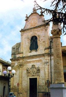 Chiesa e colonna