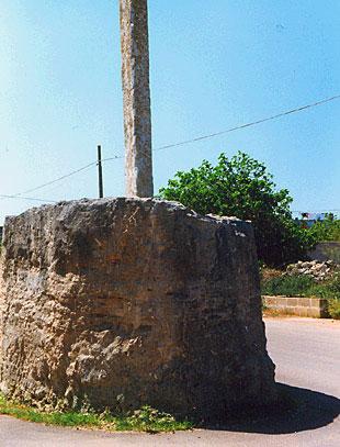 Menhir Fausa